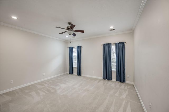 930 Lawrence Street, Houston, TX 77008