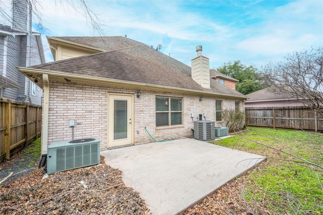 930 Lawrence Street, Houston, TX 77008