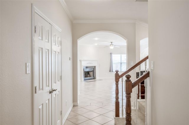 930 Lawrence Street, Houston, TX 77008