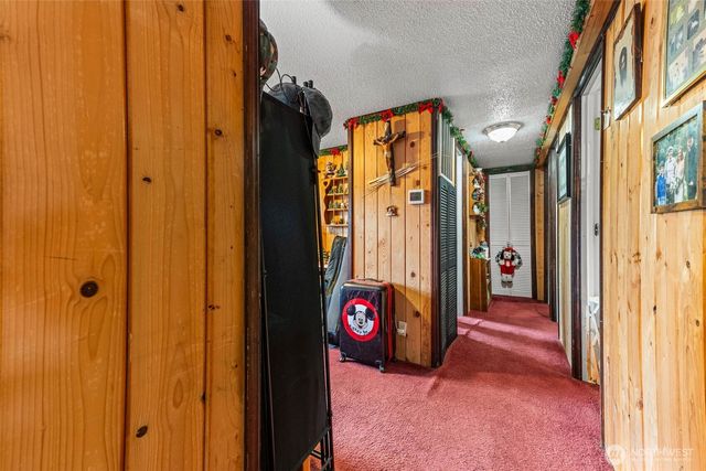 27716 E Entwhistle Rd E E, Buckley, WA 98321