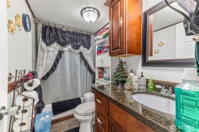 27716 E Entwhistle Rd E E, Buckley, WA 98321