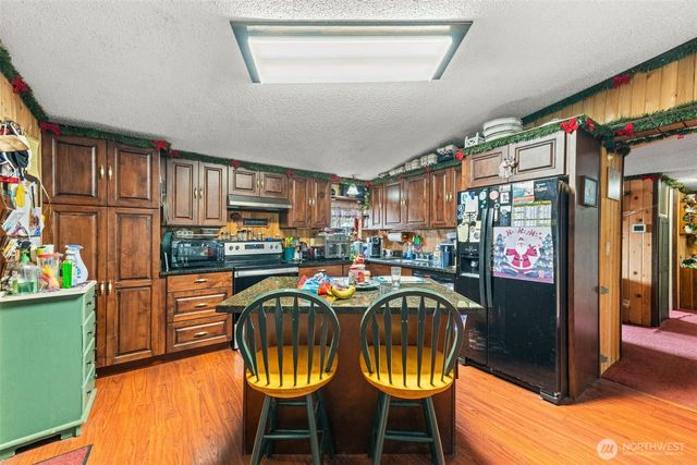 27716 E Entwhistle Rd E E, Buckley, WA 98321