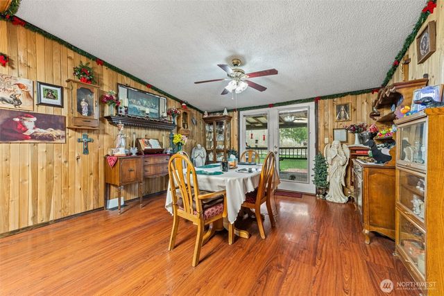 27716 E Entwhistle Rd E E, Buckley, WA 98321