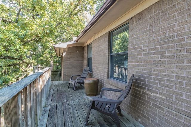 2454 Karyn Avenue, Fayetteville, AR 72703