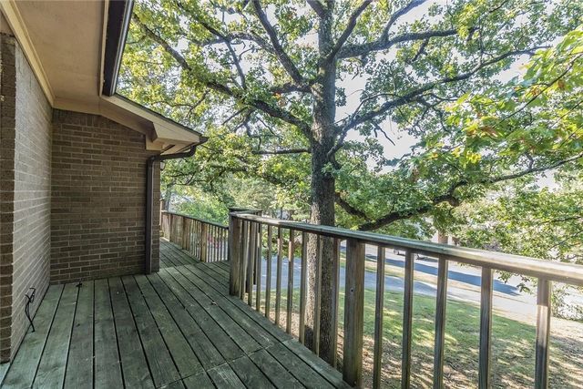 2454 Karyn Avenue, Fayetteville, AR 72703