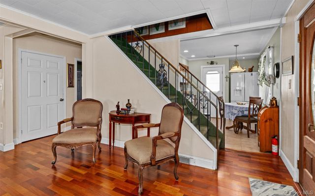 82 Barnyard Lane, Levittown, NY 11756