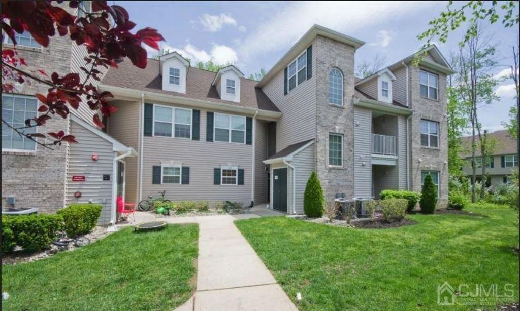 1056 Morning Glory Drive, Monroe, NJ 08831
