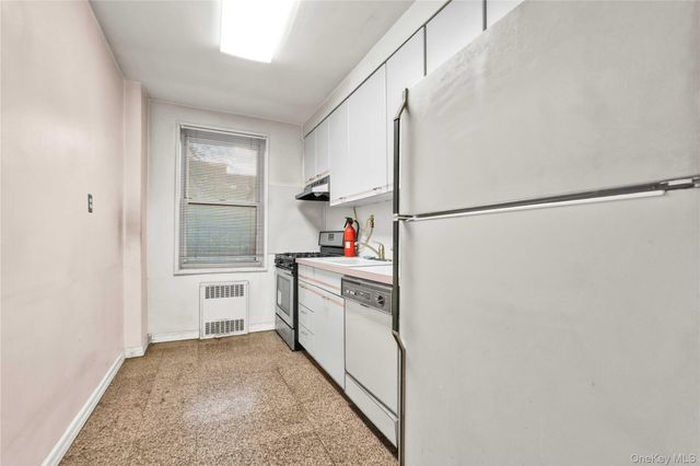 26-21 Union Street 2C, Flushing, NY 11354