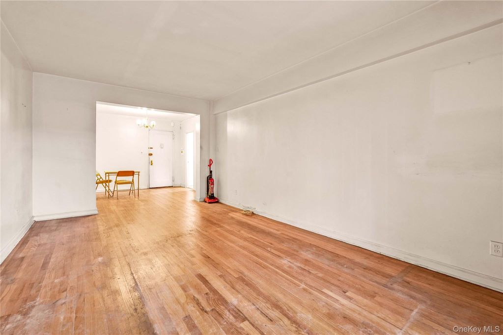 26-21 Union Street 2C, Flushing, NY 11354 — photo 4