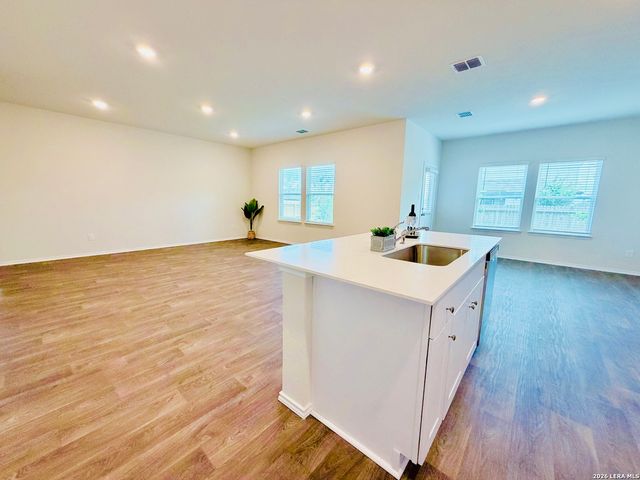 5040 PITCH MARK, San Antonio, TX 78261