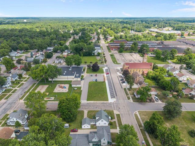 451 10TH AVENUE NORTH, Wisconsin Rapids, WI 54495