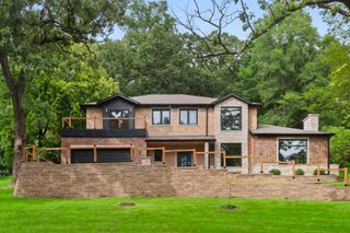 615 Harper Drive, Algonquin, IL 60102
