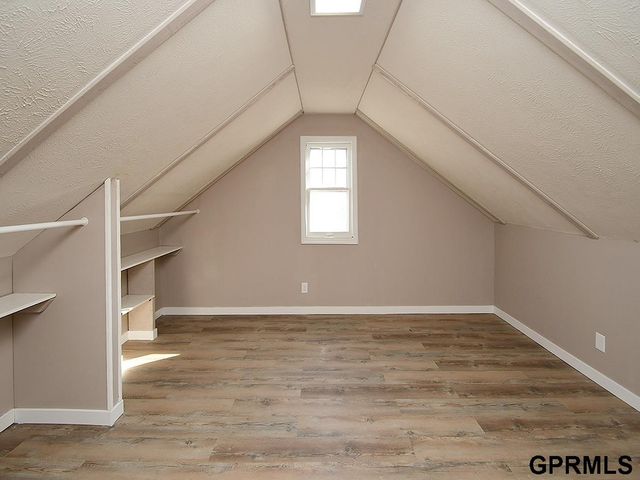 2812 N 51 Street, Omaha, NE 68104