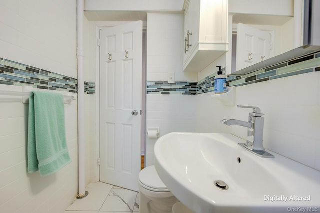 33-15 81st Street 5F, Jackson Heights, NY 11372