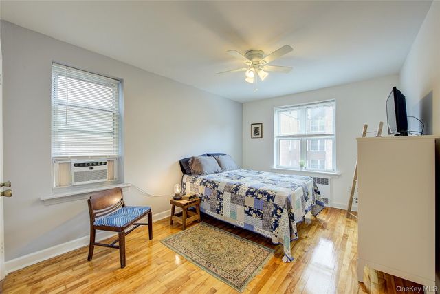 33-15 81st Street 5F, Jackson Heights, NY 11372