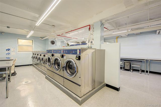 33-15 81st Street 5F, Jackson Heights, NY 11372