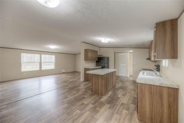 648 Beech Creek Road, Livingston, TX 77351