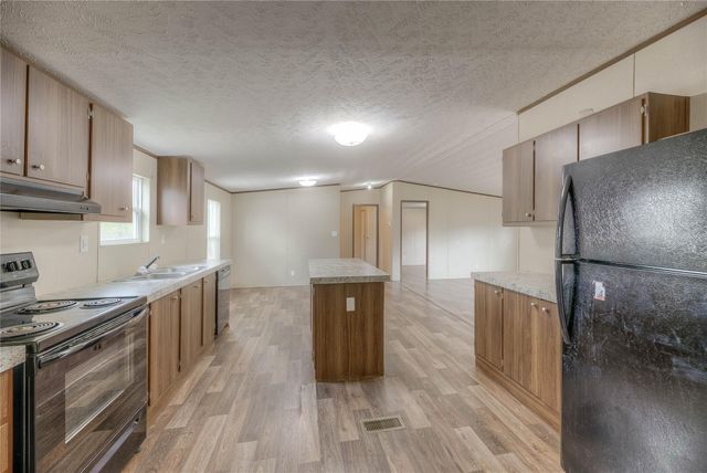 648 Beech Creek Road, Livingston, TX 77351