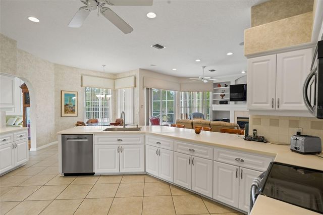 8405 MAYBELLE DRIVE, Weeki Wachee, FL 34613