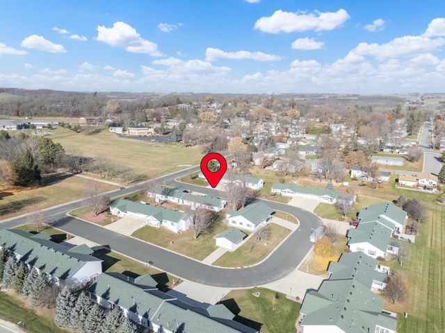 241 6th Street SW, Pine Island, MN 55963