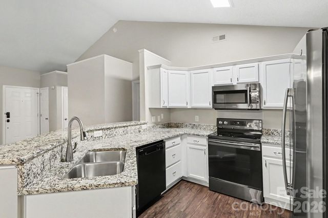 9507 Misty Arbor Way, Charlotte, NC 28269