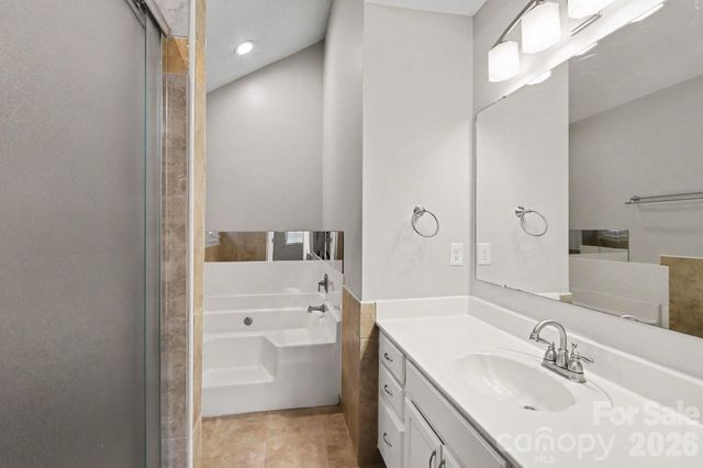 9507 Misty Arbor Way, Charlotte, NC 28269