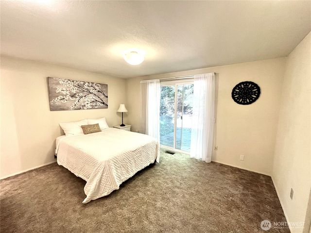 296 Dungeness Meadows, Sequim, WA 98382