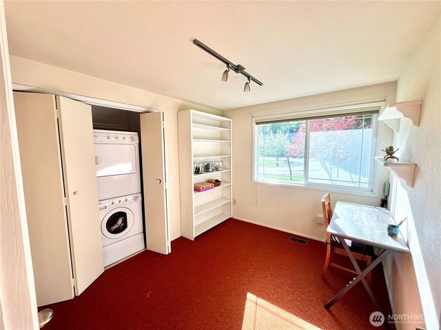 296 Dungeness Meadows, Sequim, WA 98382