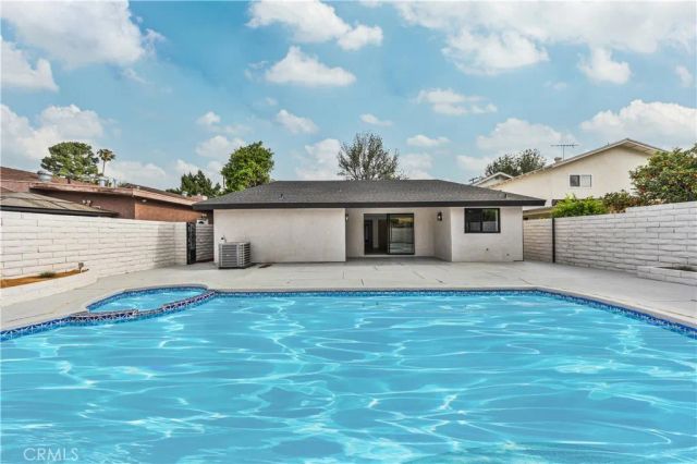 20254 Leadwell Street, Winnetka, CA 91306