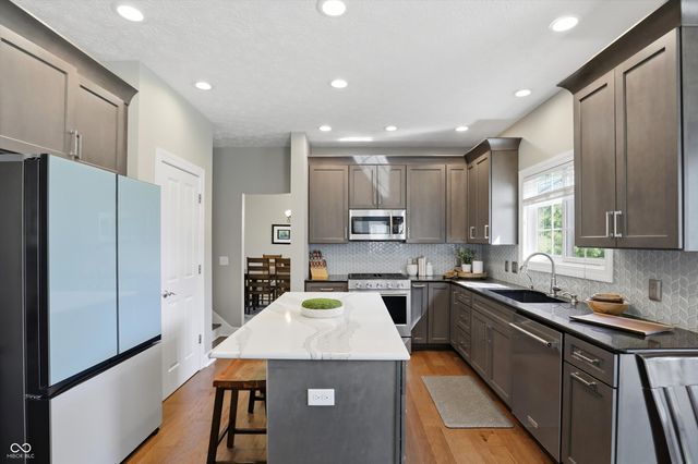 9025 Buttercup Court, Noblesville, IN 46060