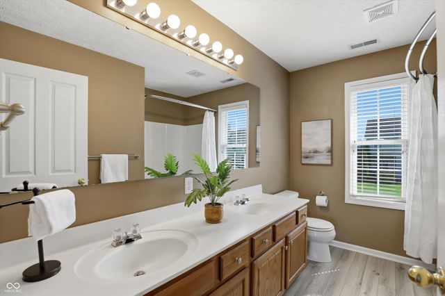 9025 Buttercup Court, Noblesville, IN 46060