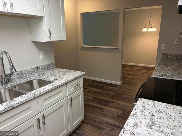 3620 Independence Avenue S 41, Saint Louis Park, MN 55426