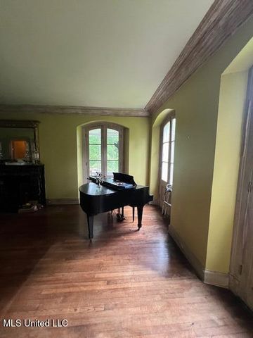 112 Dana Road, Natchez, MS 39120