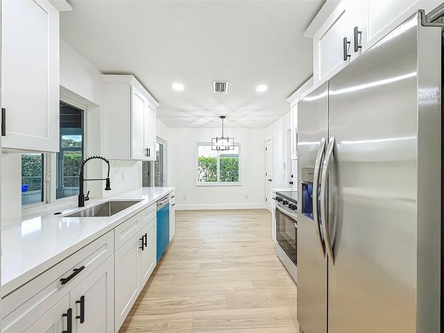 8926 SW 7th St, Boca Raton, FL 33433