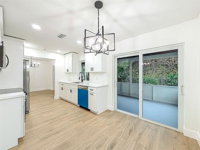 8926 SW 7th St, Boca Raton, FL 33433