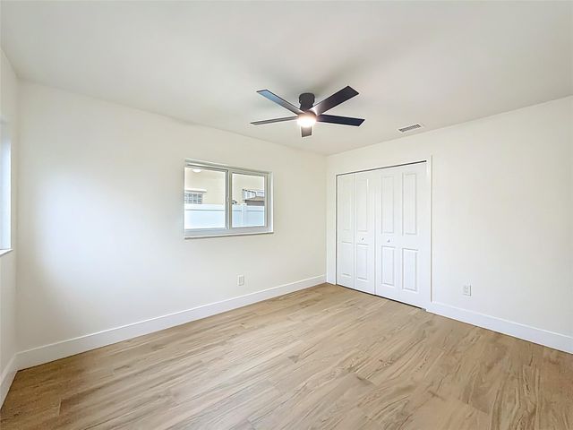 8926 SW 7th St, Boca Raton, FL 33433