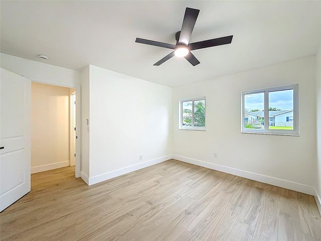 8926 SW 7th St, Boca Raton, FL 33433