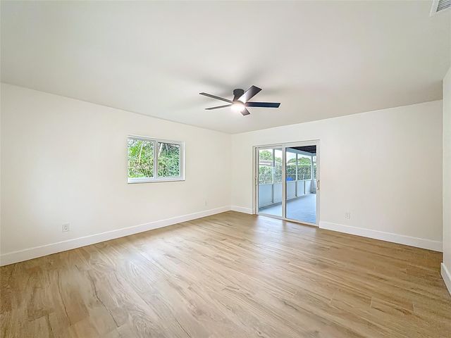 8926 SW 7th St, Boca Raton, FL 33433