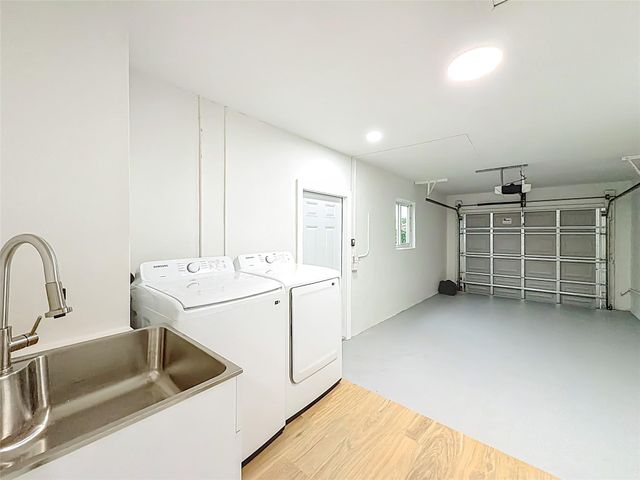 8926 SW 7th St, Boca Raton, FL 33433