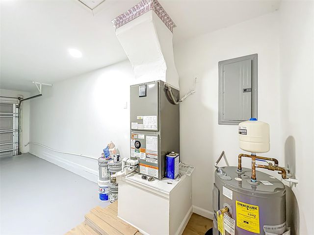 8926 SW 7th St, Boca Raton, FL 33433