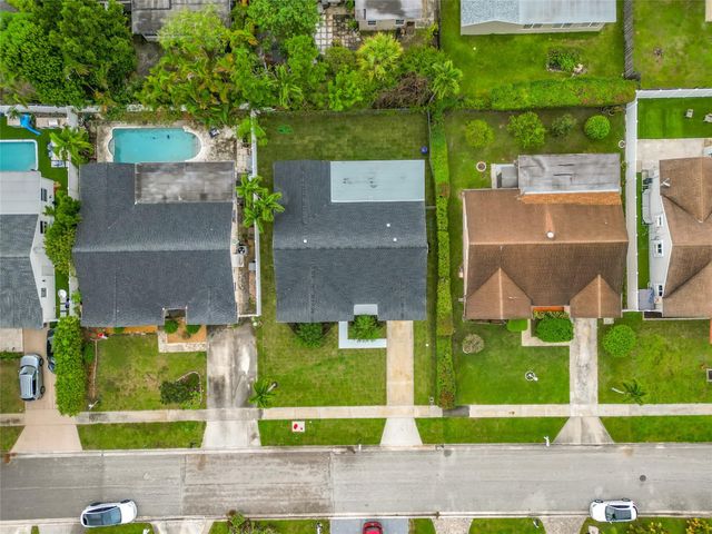 8926 SW 7th St, Boca Raton, FL 33433