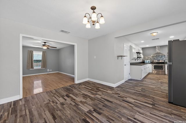 5343 Galacino, San Antonio, TX 78247