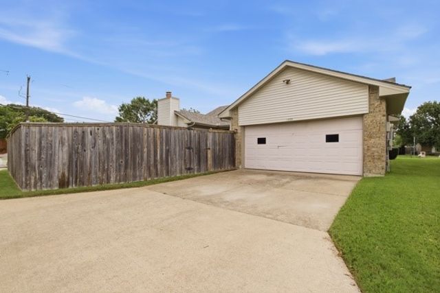 2333 Salerno Drive, Mesquite, TX 75150