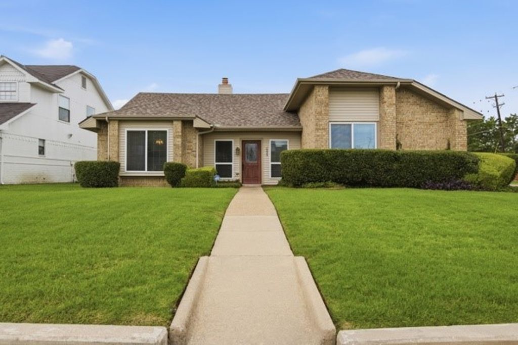 2333 Salerno Drive, Mesquite, TX 75150