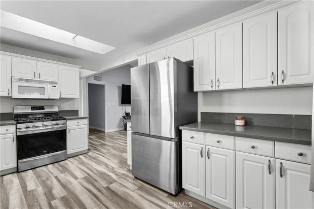 1418 Agnew, Simi Valley, CA 93065