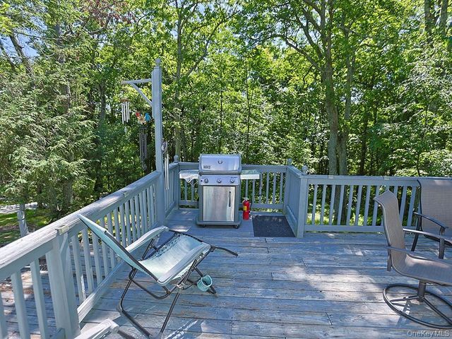 16 Highview Avenue, Wurtsboro, NY 12790