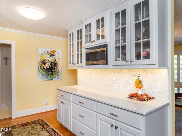 2216 Canterbury Drive, Burlington, NC 27215