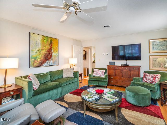 2216 Canterbury Drive, Burlington, NC 27215