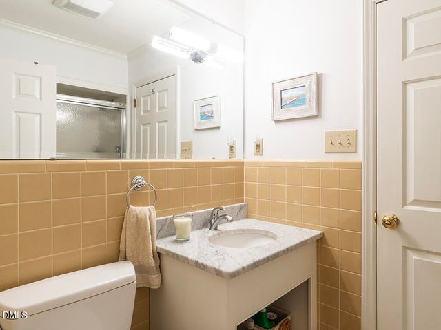 2216 Canterbury Drive, Burlington, NC 27215