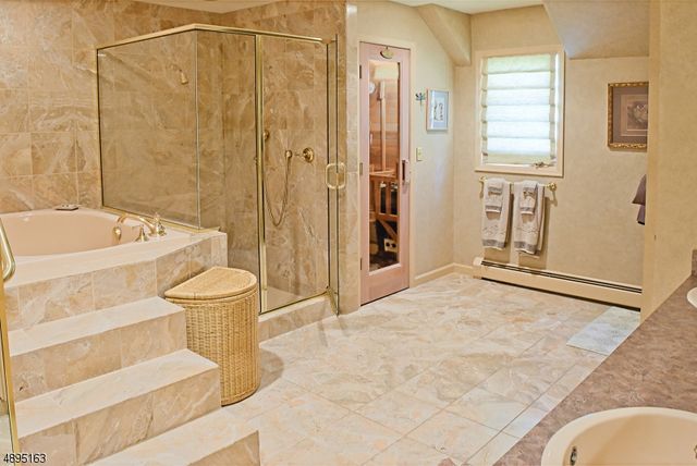 23 Andrea Ct, Sparta Twp., NJ 07871